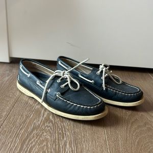 Sperry’s Navy Blue women boat shoe size 8